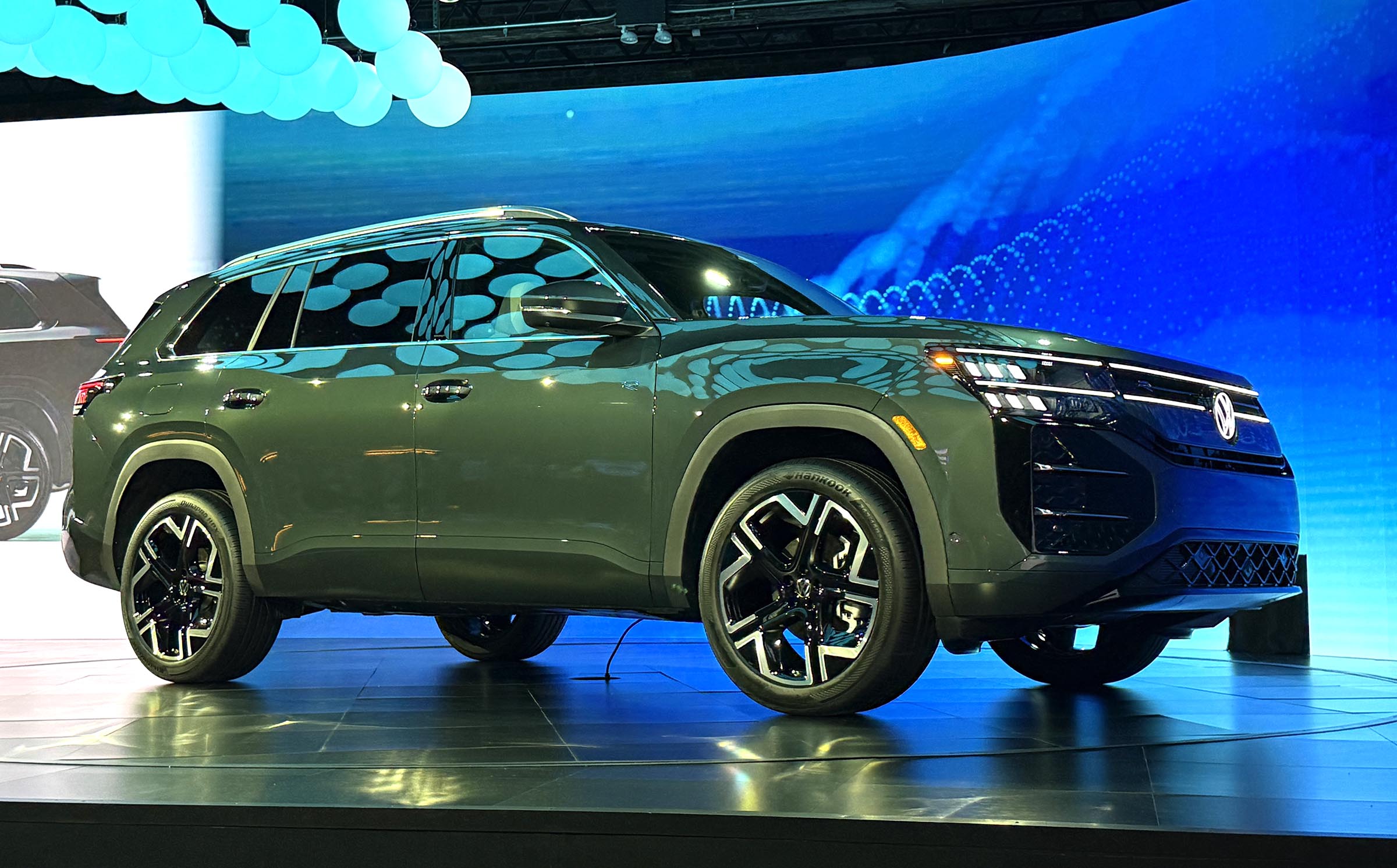 폭스바겐, 10년 만에 완전 신형 '2027 아틀라스' 뉴욕서 공개