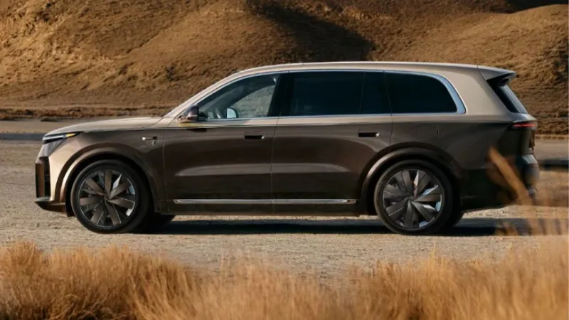 Geely Galaxy 잔젠 700, AI 전지형 SUV 베이징 오토쇼 데뷔